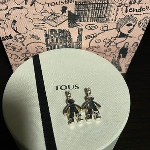 Tous pendant authentic